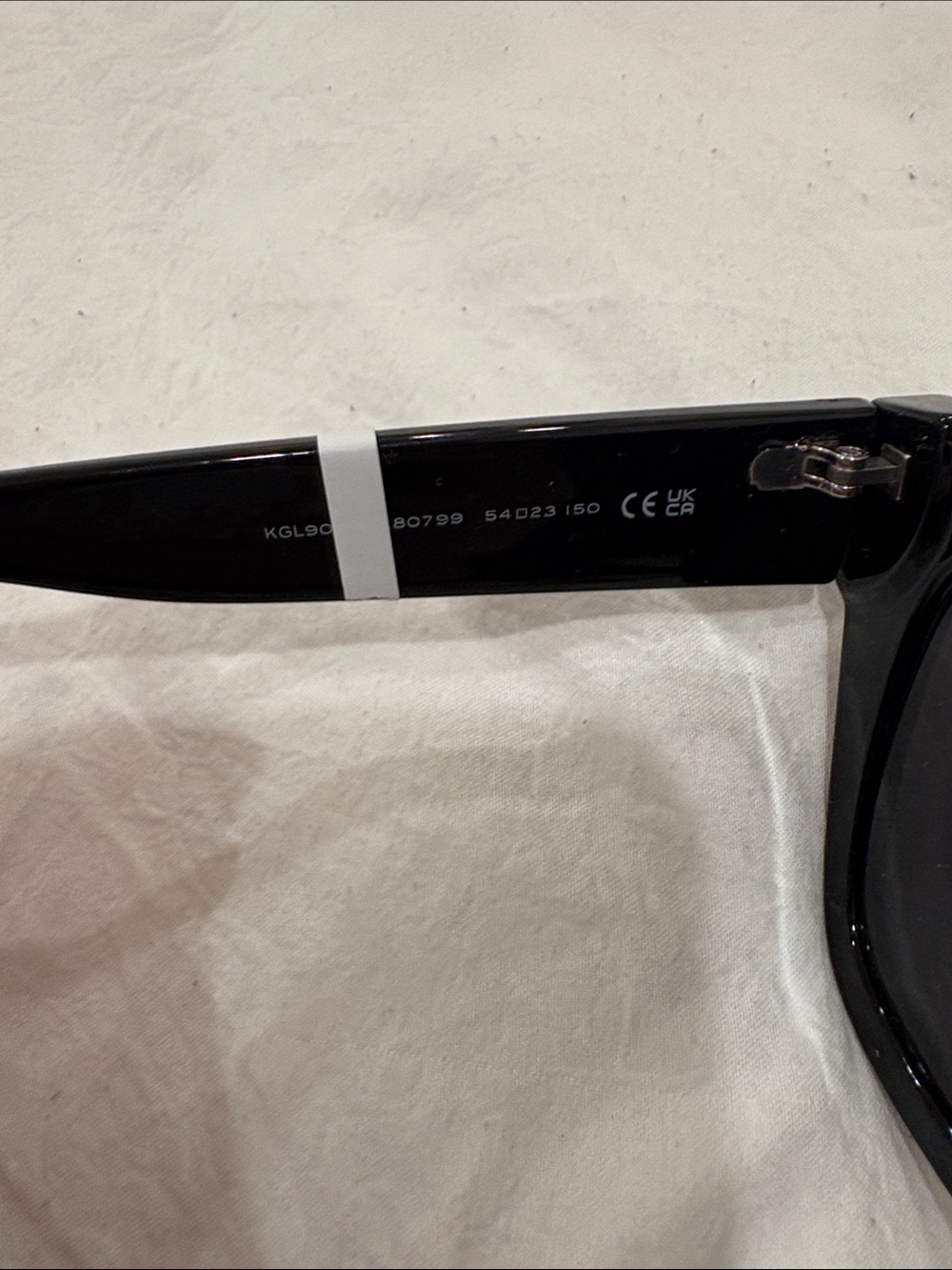 Kurt Geiger Black Sunglasses with Gold Logo Temples - Picture 3 of 4